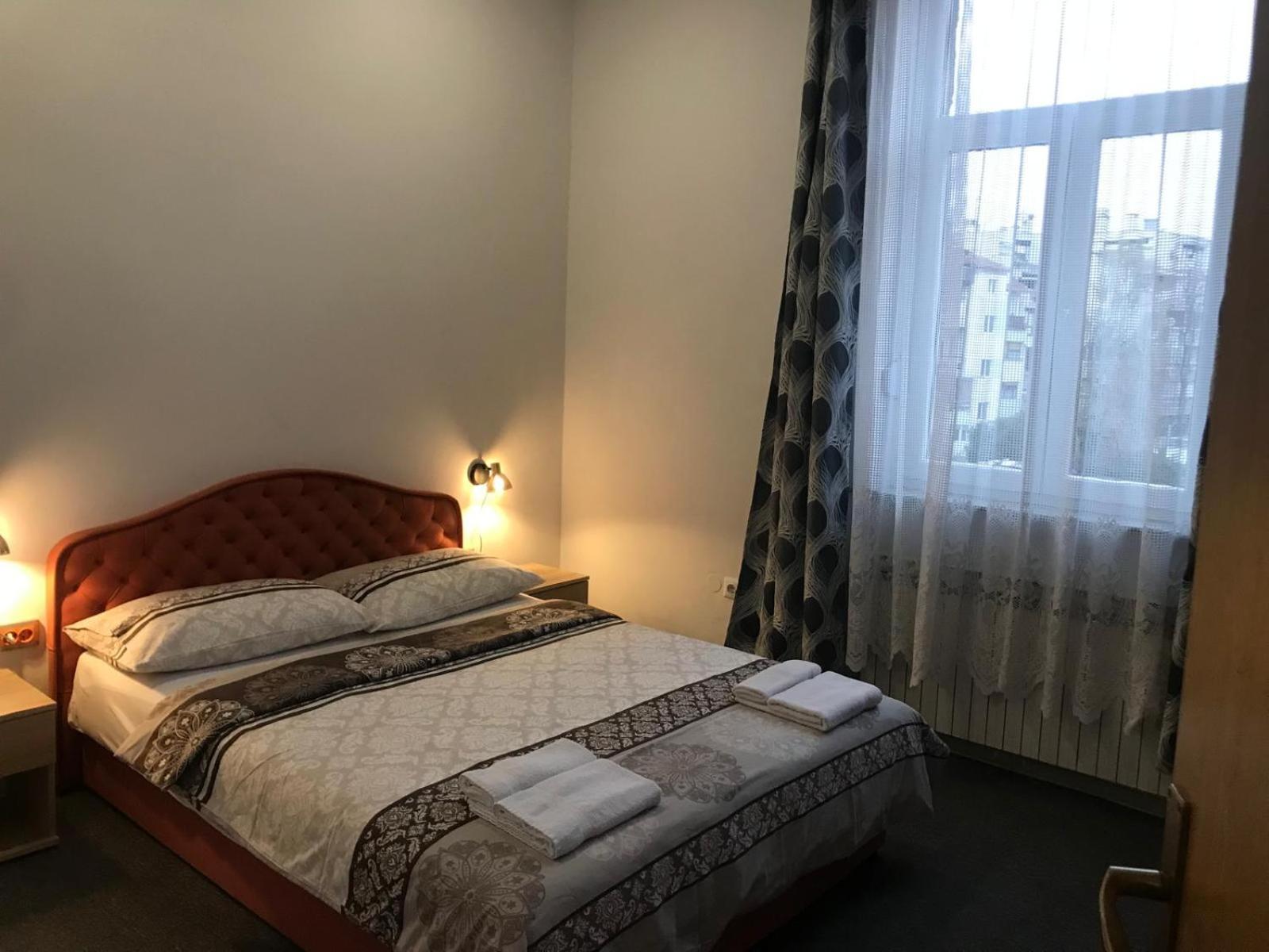 Tomislav Hotel Zagreb Exterior foto
